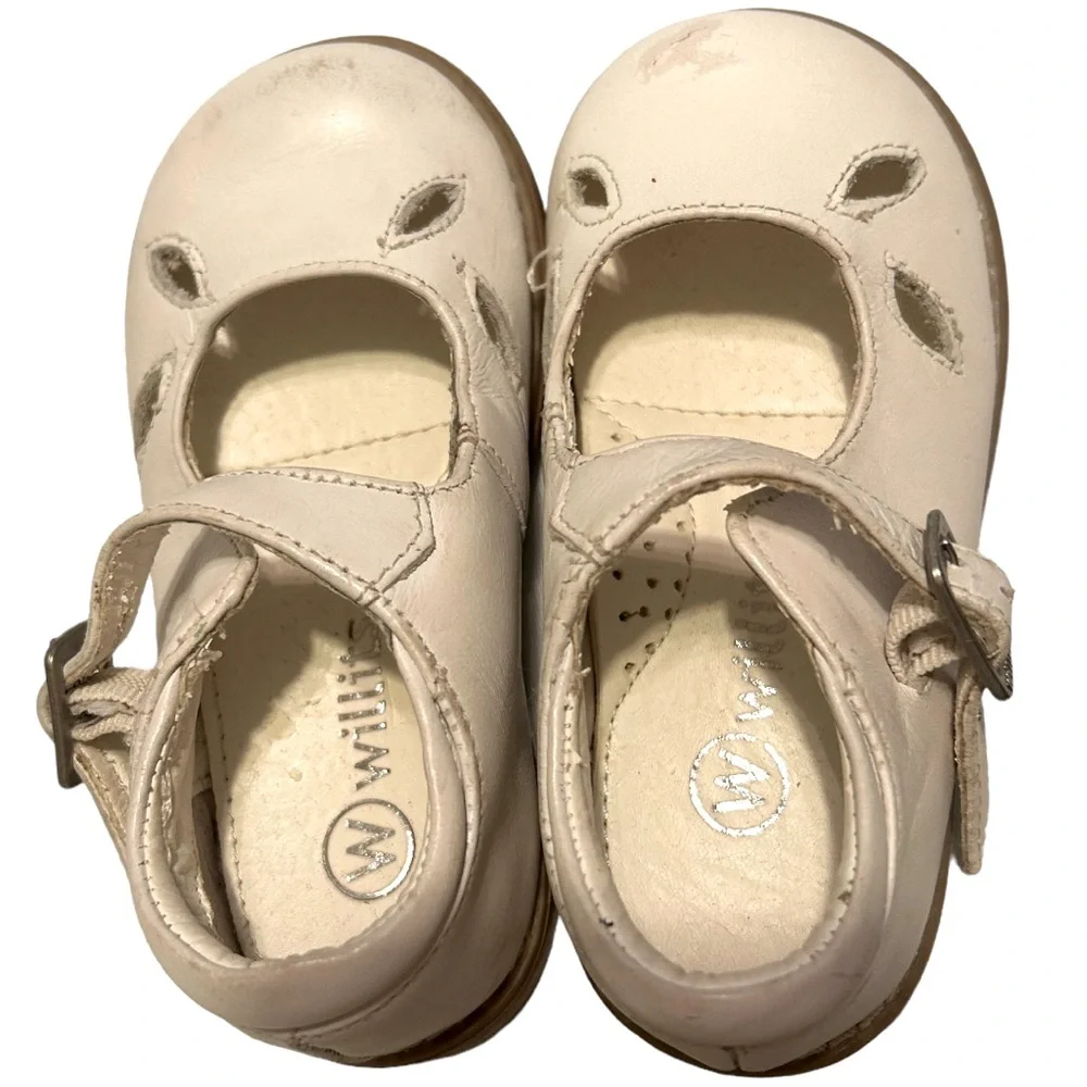 Willits baby Mary Jane walkers first shoes size 5.5